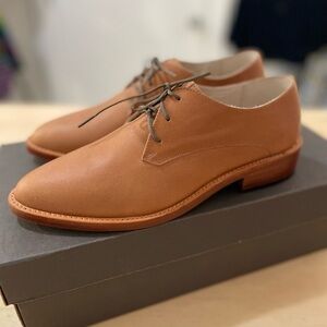 Nisolo oxfords never worn!!